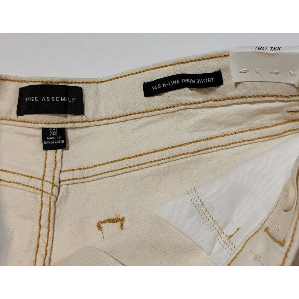 Free Assembly Girls 90's A-Line Cream Denim‎ Shorts - XXL (18)